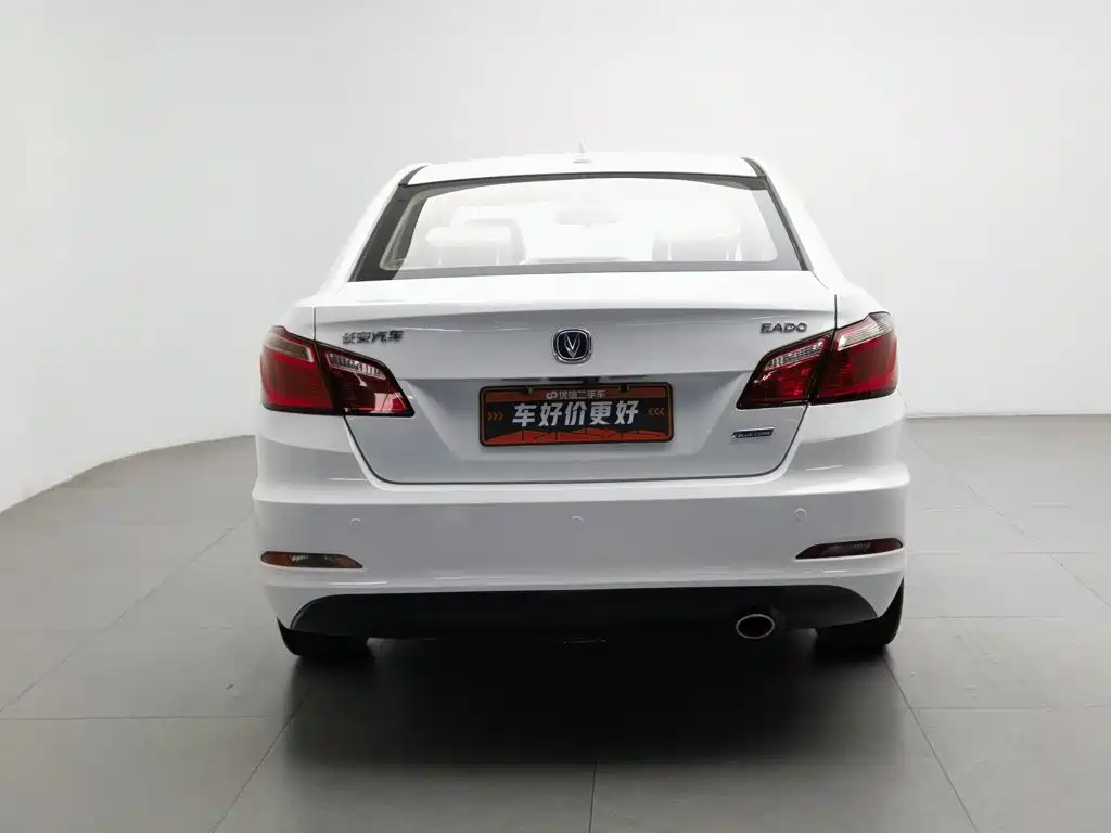 Changan Eado — миниатюра 4