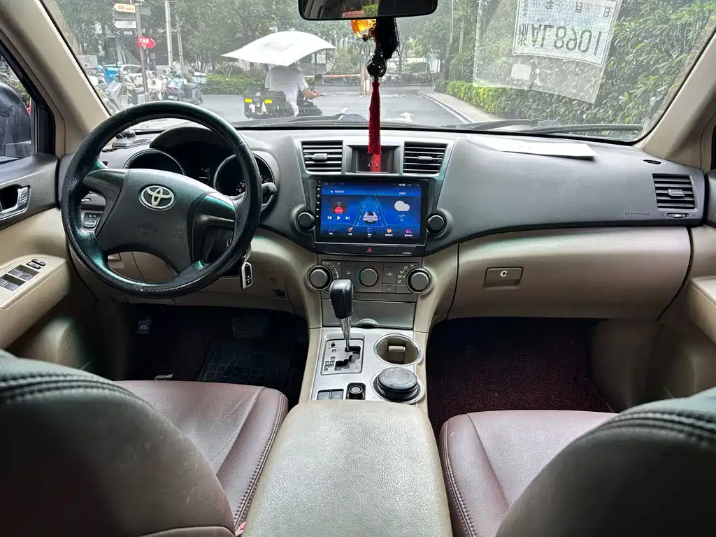 Toyota Highlander — миниатюра 13