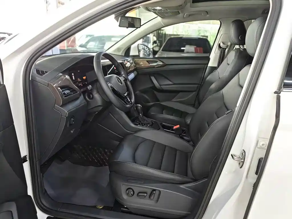 Volkswagen Tharu 2022 280TSI Luxury