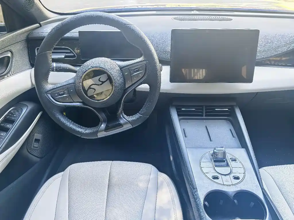 BYD Seal 06 06 2024 DM-i 80KM Luxury