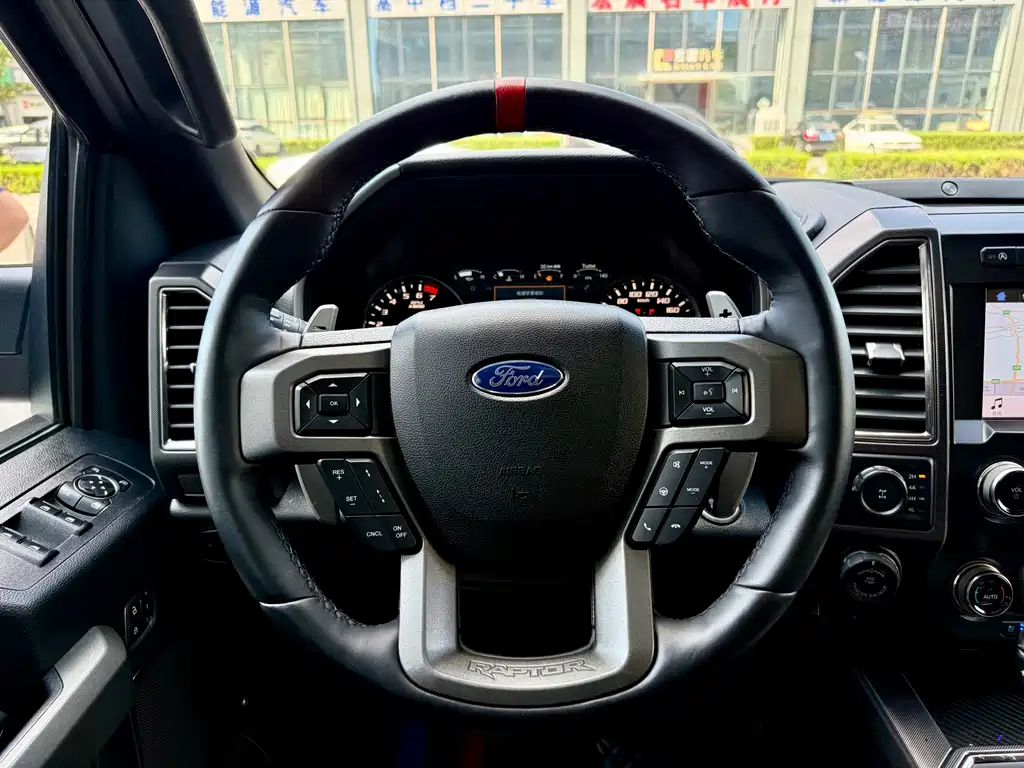 Ford F-150 Raptor — миниатюра 11