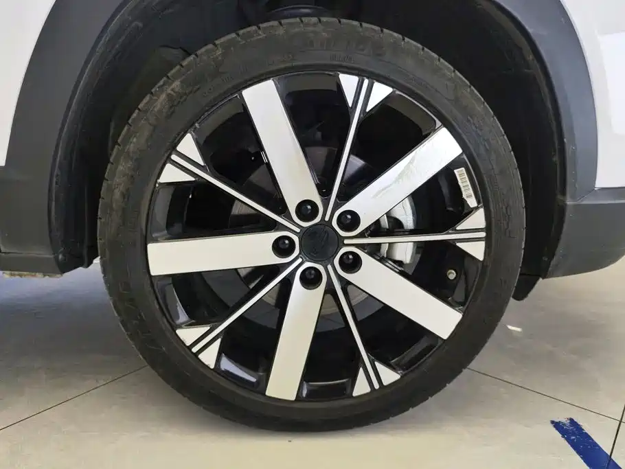 Geely Icon — миниатюра 6