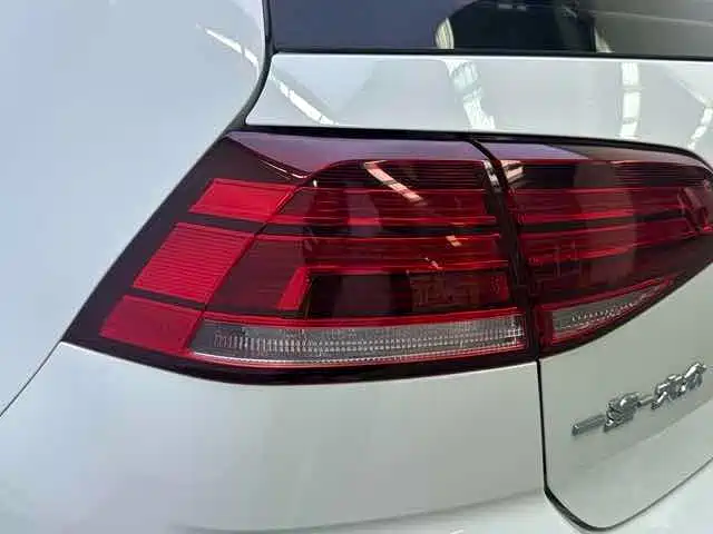 Volkswagen Golf — миниатюра 14