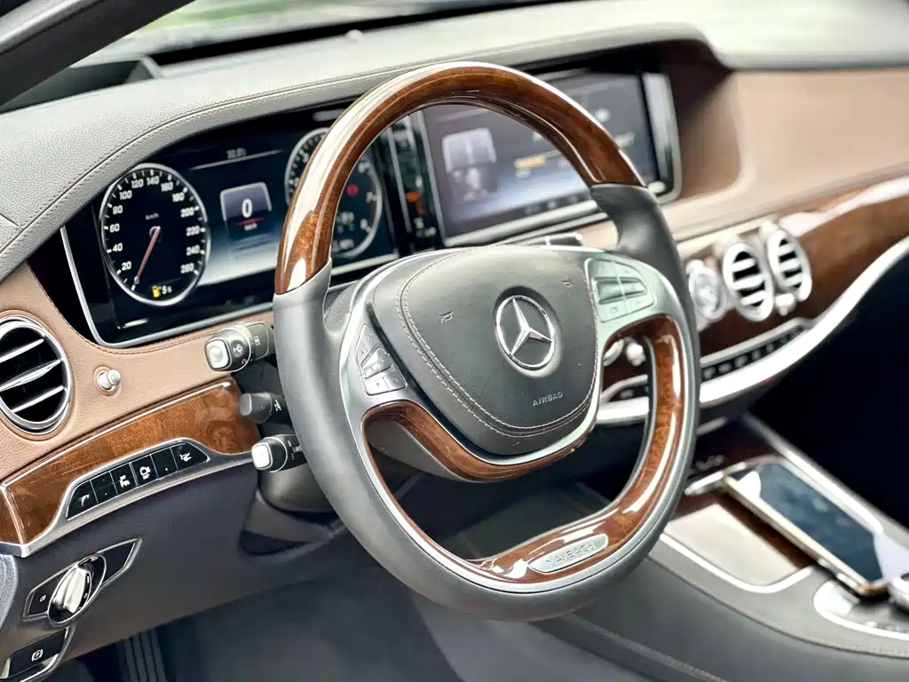 Mercedes-Benz S-Class — миниатюра 9