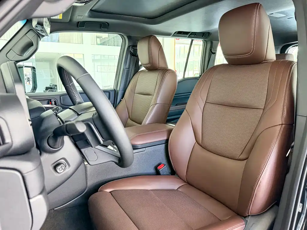 Toyota Prado — миниатюра 8