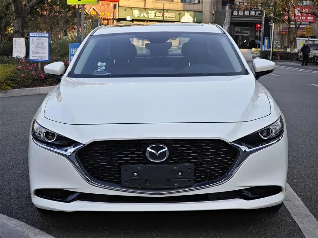 MAZDA 3 ANGKESAILA