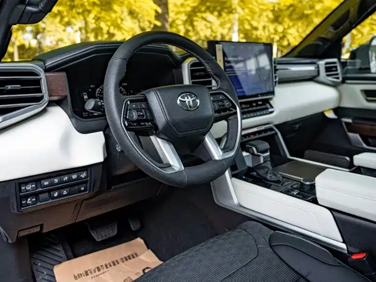 Toyota Sequoia 2025 3.5L