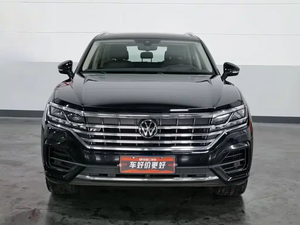 Volkswagen Touareg 2021 3.0TSI Sport