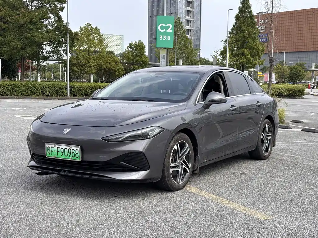 2025 Roewe D7 DMH - zdjęcie 1 z 14