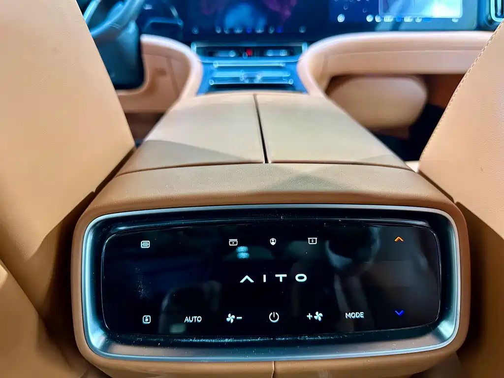 AITO AITO M9 — миниатюра 8
