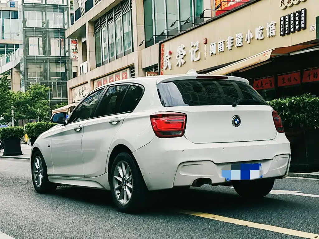 BMW 1 Series (Import) — миниатюра 4