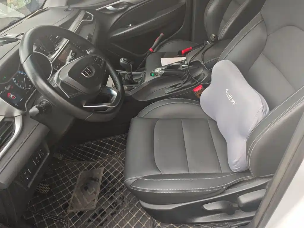 Geely Emgrand — миниатюра 8