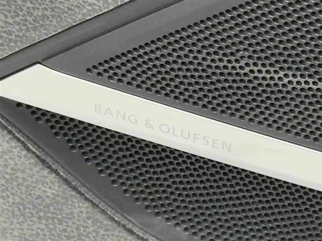 Audi A8 New Energy — миниатюра 17