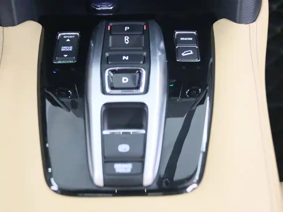 Honda UR-V — миниатюра 10