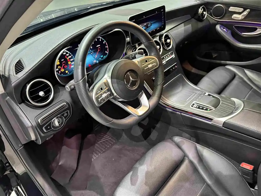 Mercedes-Benz C-Class — миниатюра 17