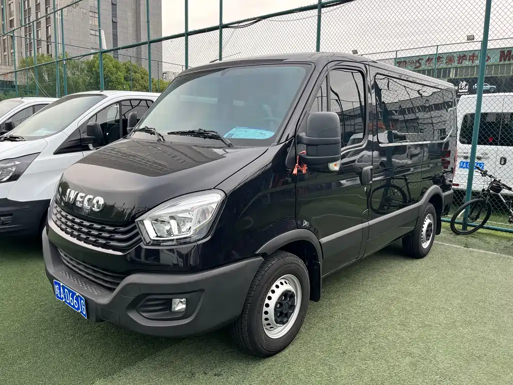 Iveco Ousheng 2023