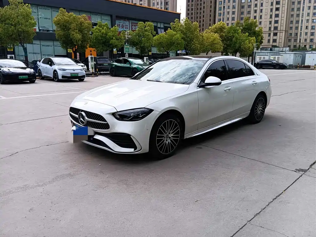 Mercedes-Benz C-Class 2023