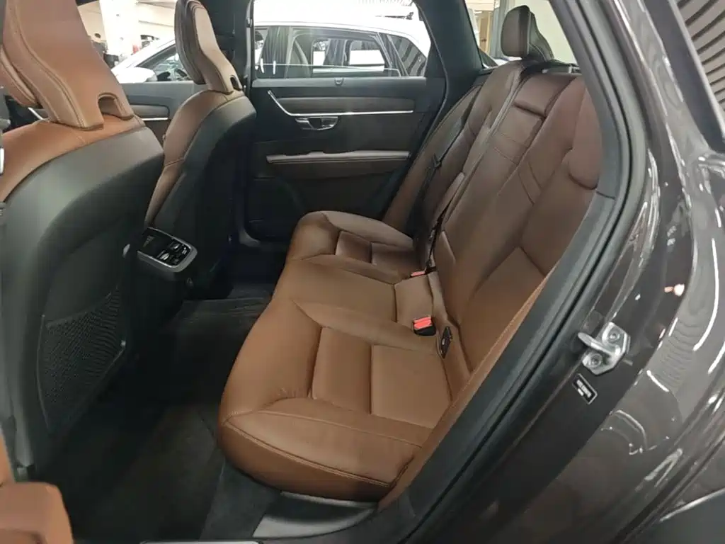 Volvo V90 — миниатюра 17