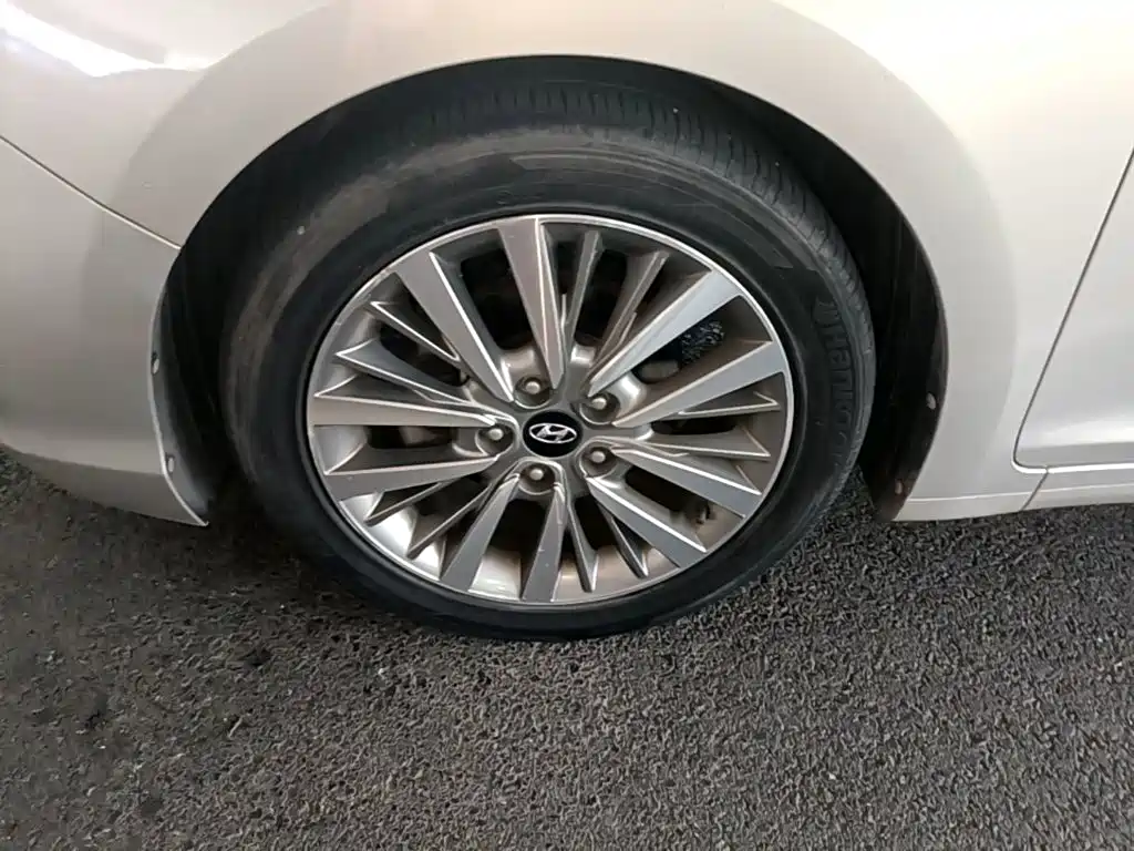 Hyundai Mistra — миниатюра 23