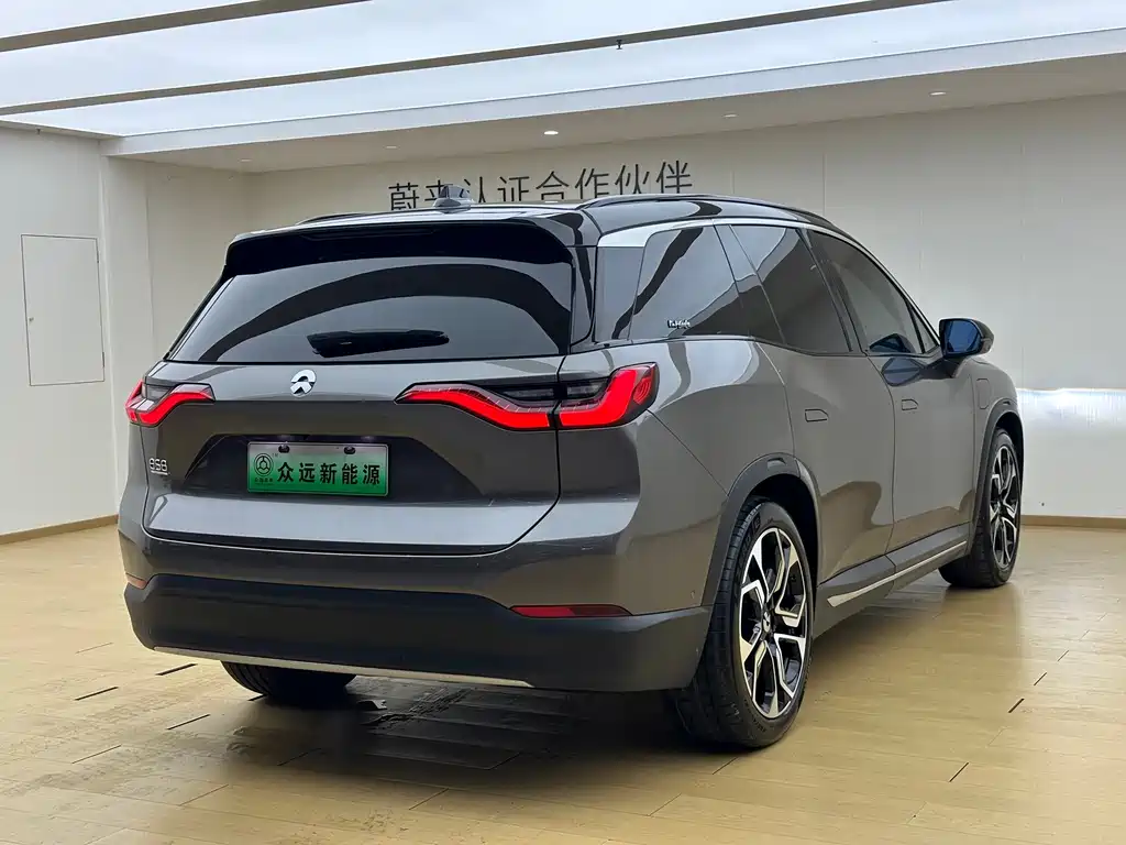 NIO ES8 — миниатюра 25