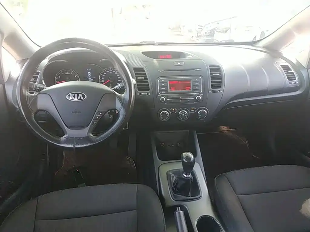 Kia K3S — миниатюра 10
