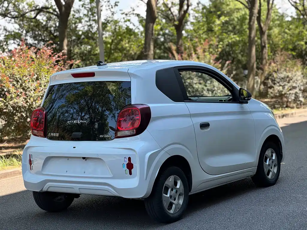 Roewe Clever — миниатюра 7