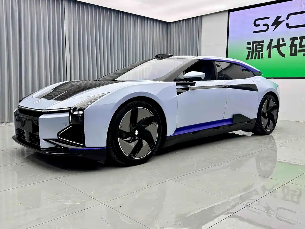 HiPhi HiPhi Z 2023 мест