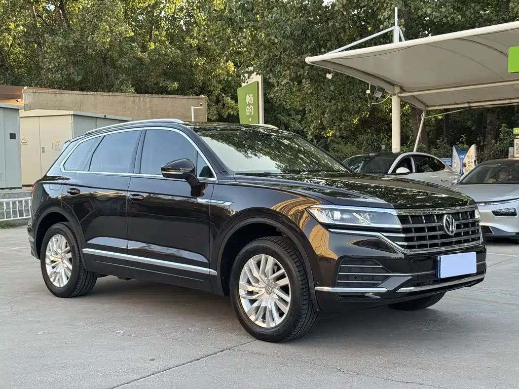 Volkswagen Touareg — миниатюра 3