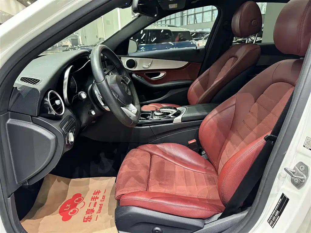 Mercedes-Benz C-Class — миниатюра 11