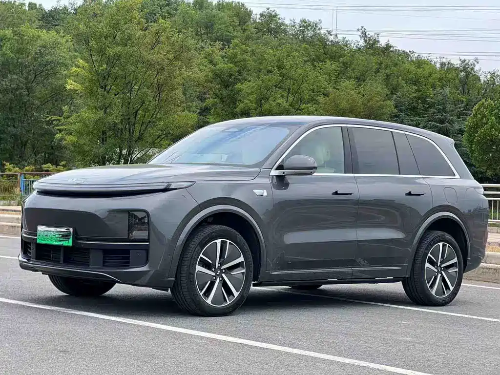 Li Auto Li L8 2024