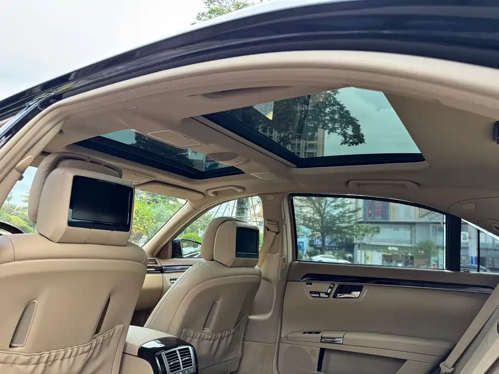 Mercedes-Benz S-Class — миниатюра 26