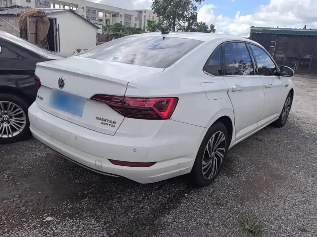 Volkswagen Sagitar — миниатюра 7