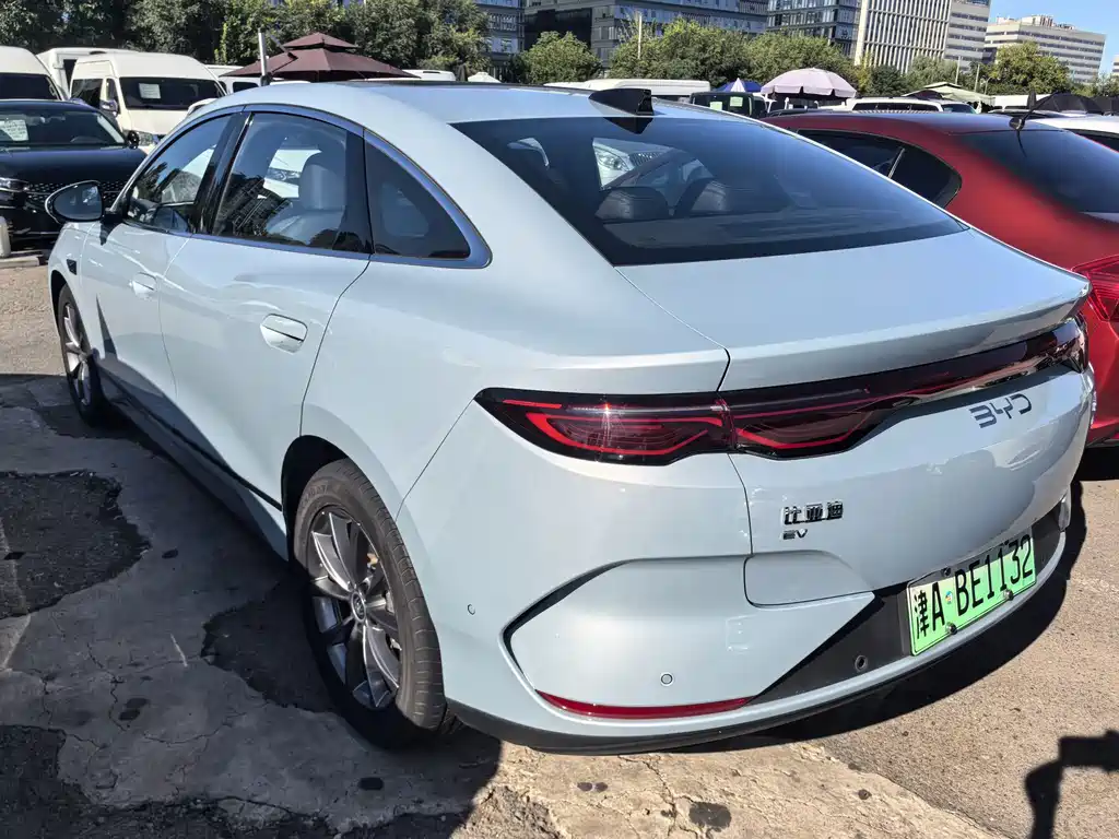 BYD Qin L — миниатюра 8