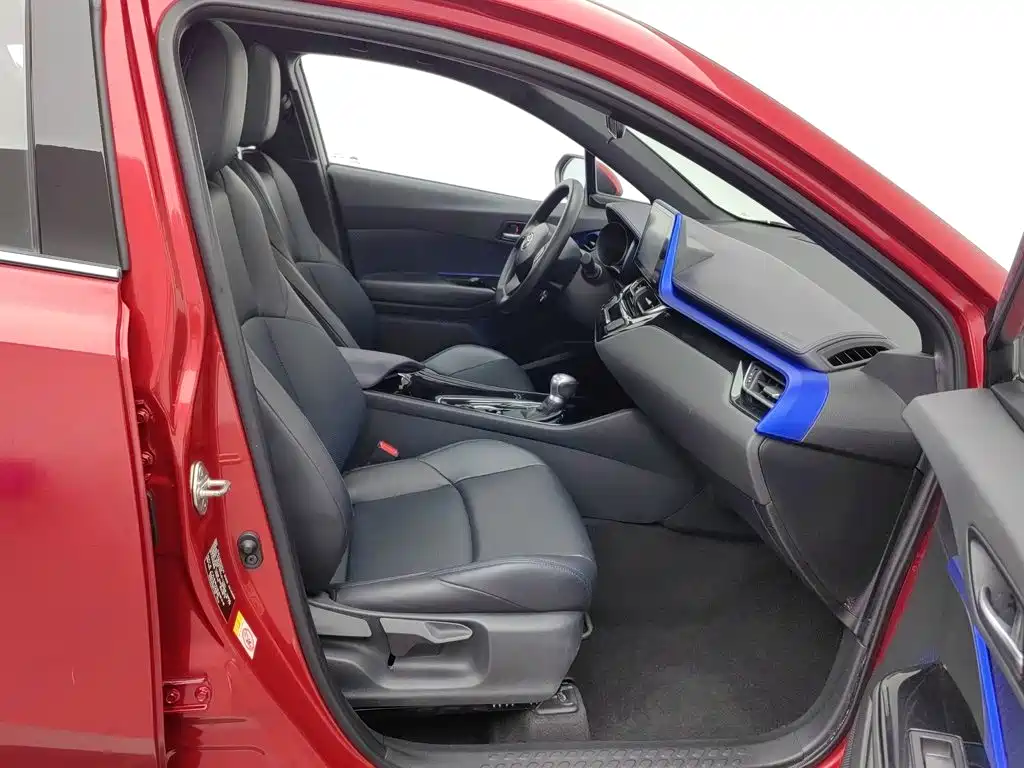 Toyota C-HR — миниатюра 23