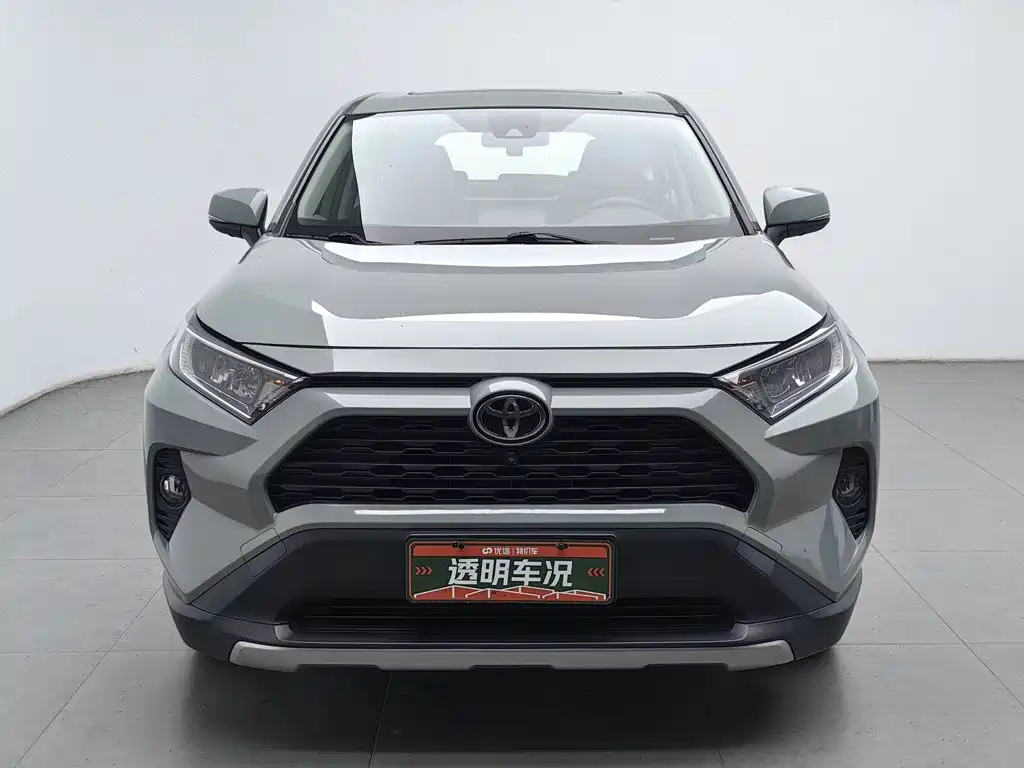 Toyota RAV4 — миниатюра 3