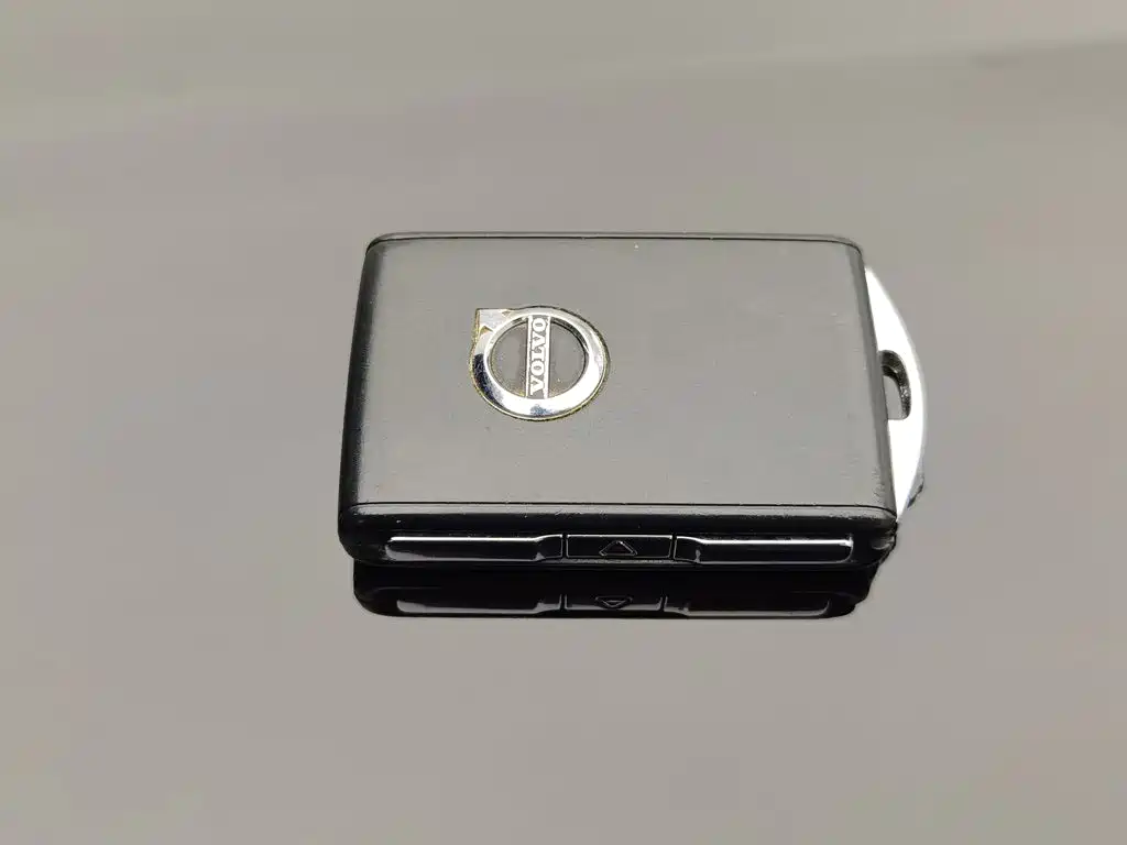 Volvo XC90 — миниатюра 19