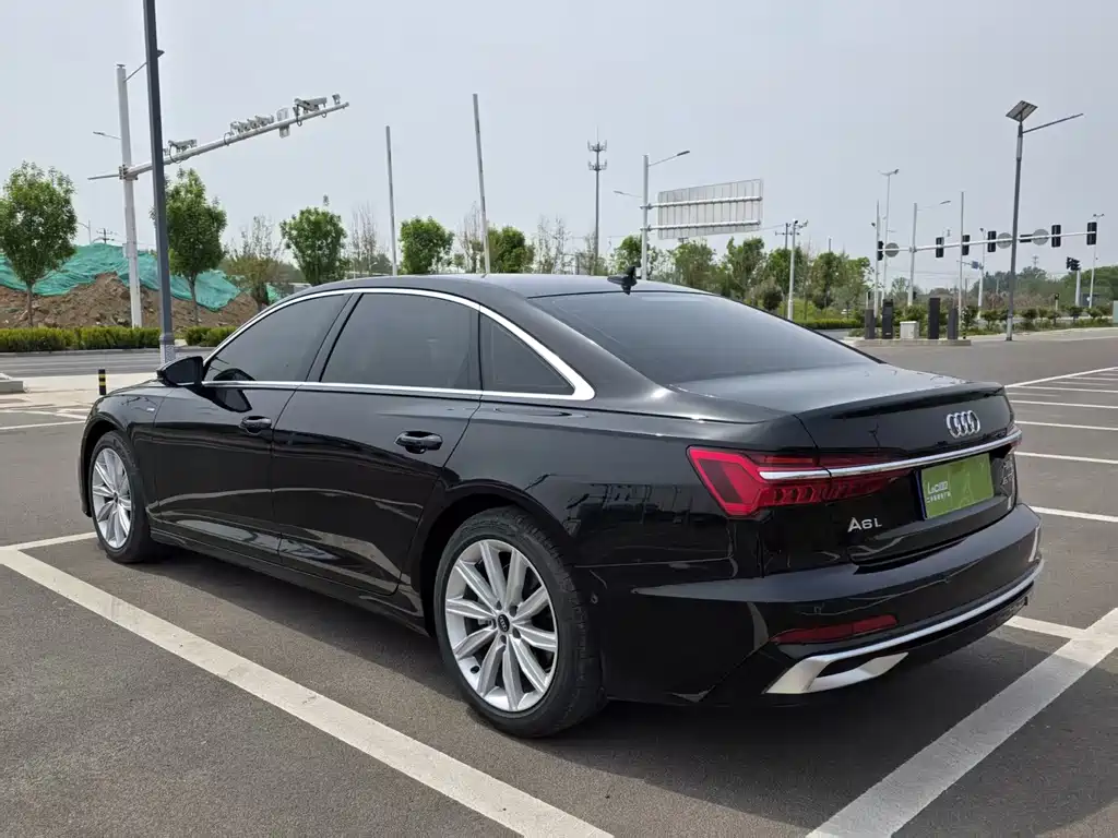 Audi A6L — миниатюра 9