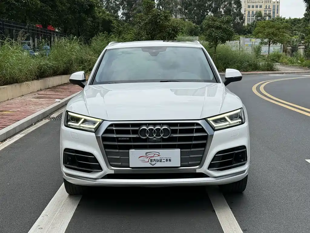Audi Q5L — миниатюра 2
