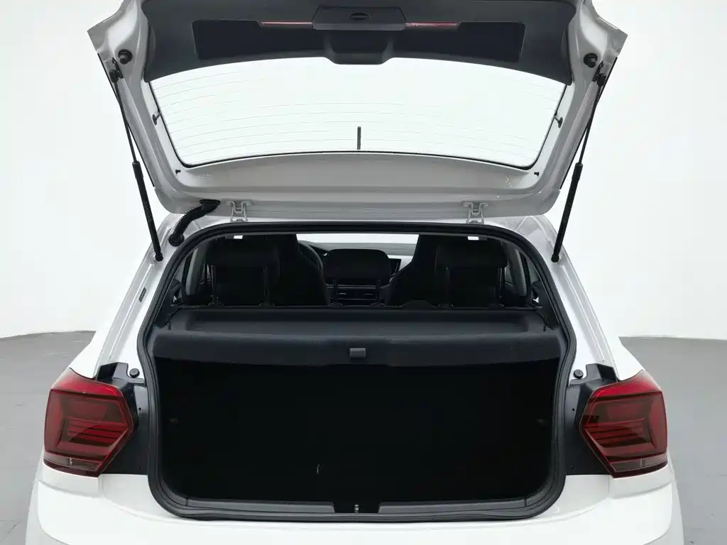 Volkswagen Polo — миниатюра 16