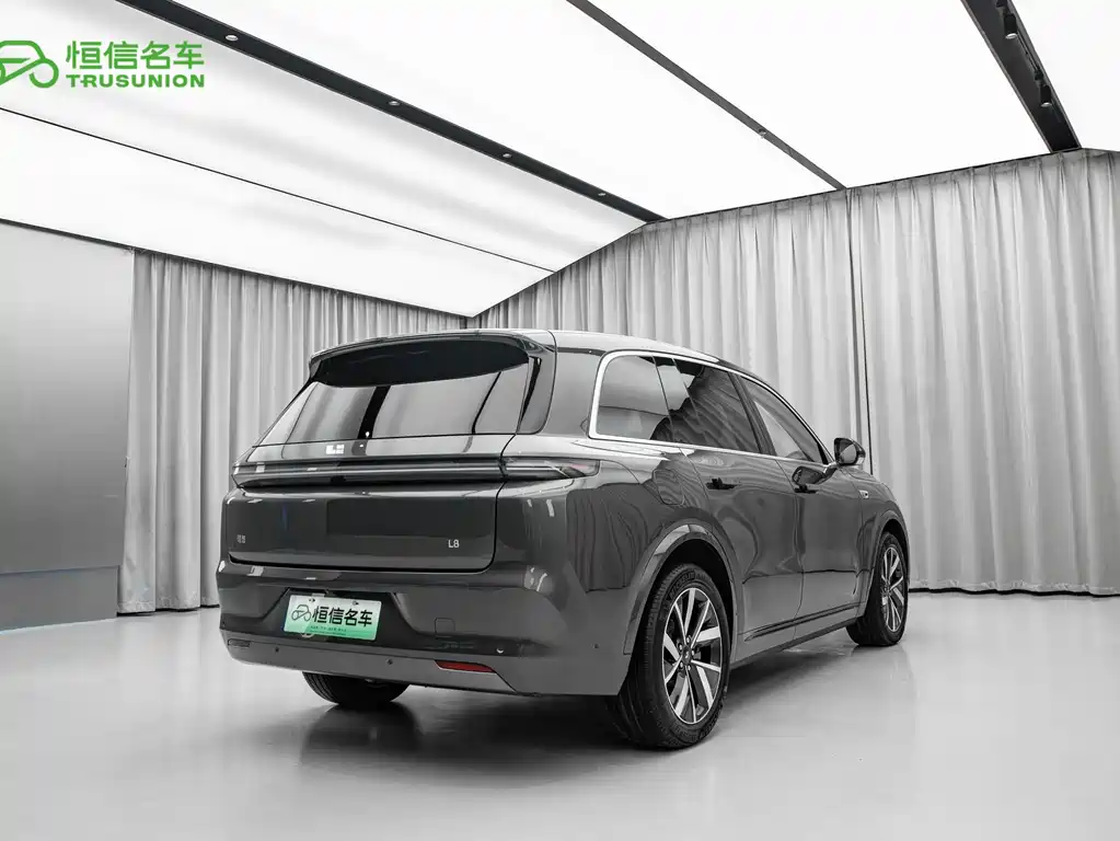 Li Auto L8 2023 Pro