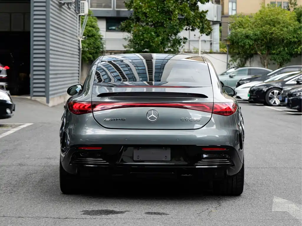 Mercedes-Benz EQE AMG — миниатюра 5