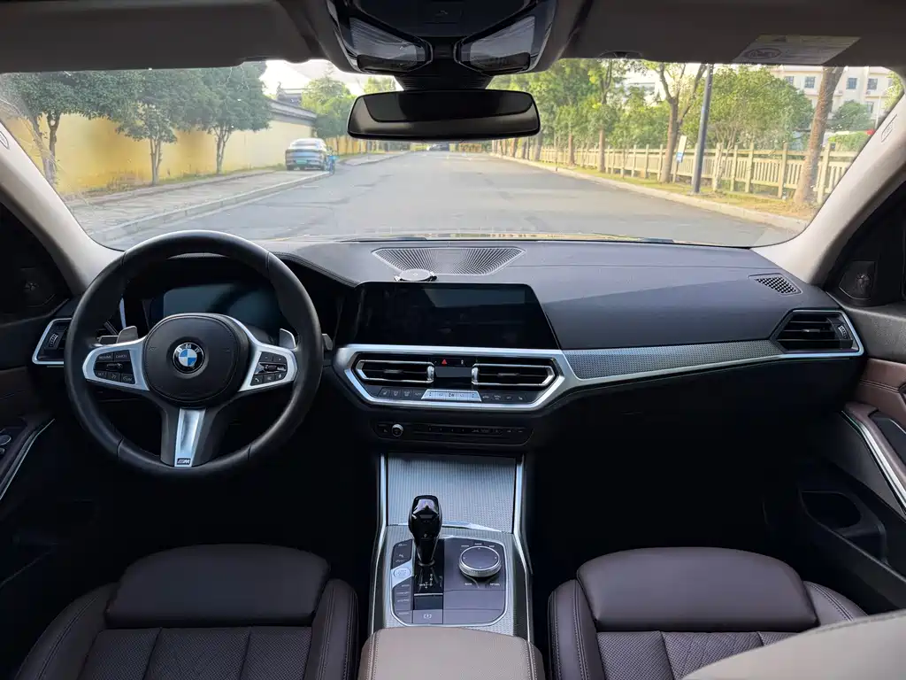 BMW 3 Series — миниатюра 16