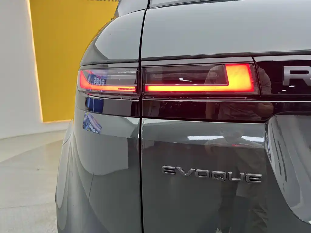 Land Rover Evoque — миниатюра 8