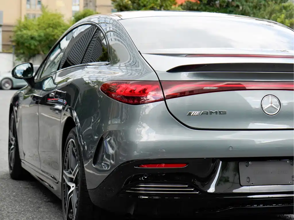 Mercedes-Benz EQE AMG — миниатюра 6