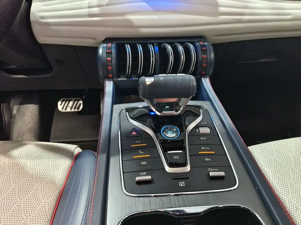 BYD Yuan Plus — миниатюра 13