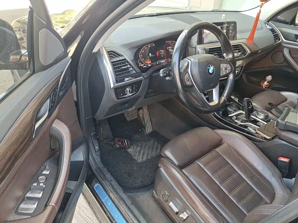BMW X3 — миниатюра 16