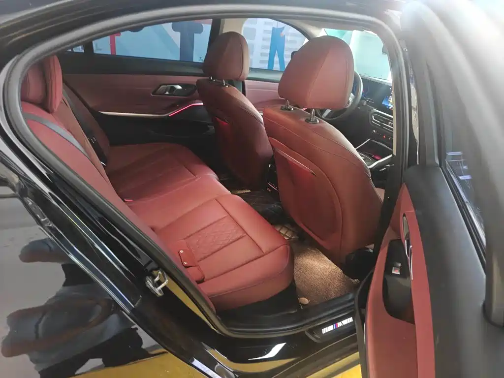 BMW 3 Series — миниатюра 10