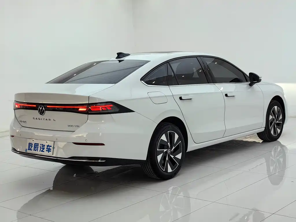 Volkswagen Sagitar 2026 L 300TSI DSG Elite