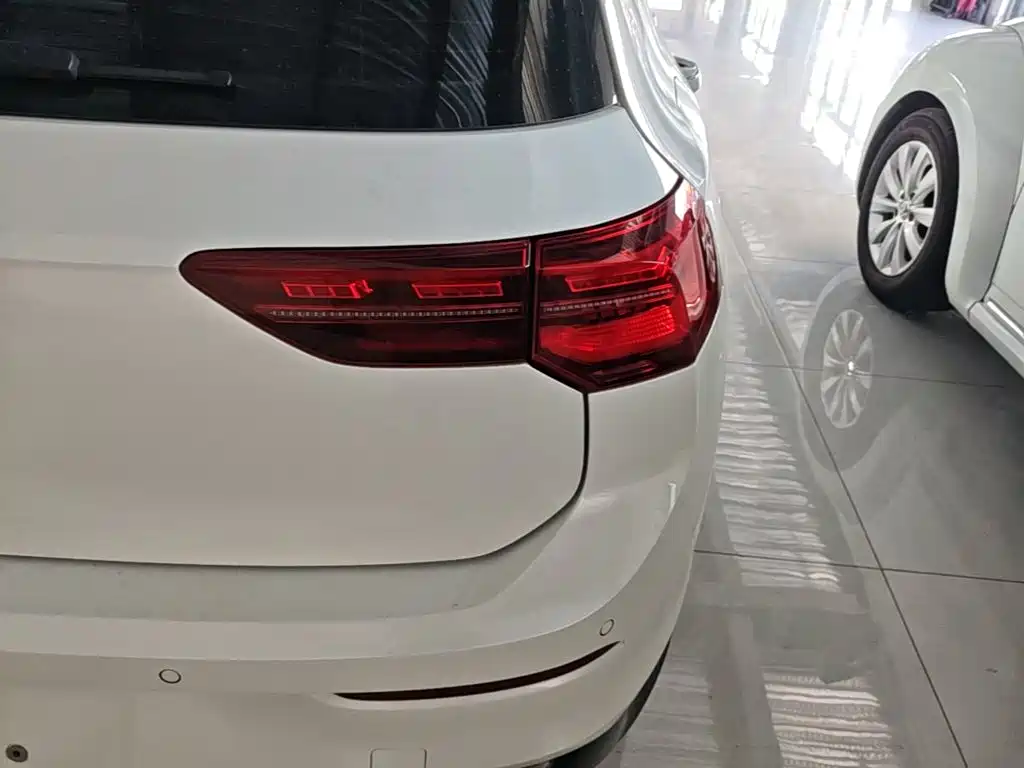Volkswagen Golf — миниатюра 8