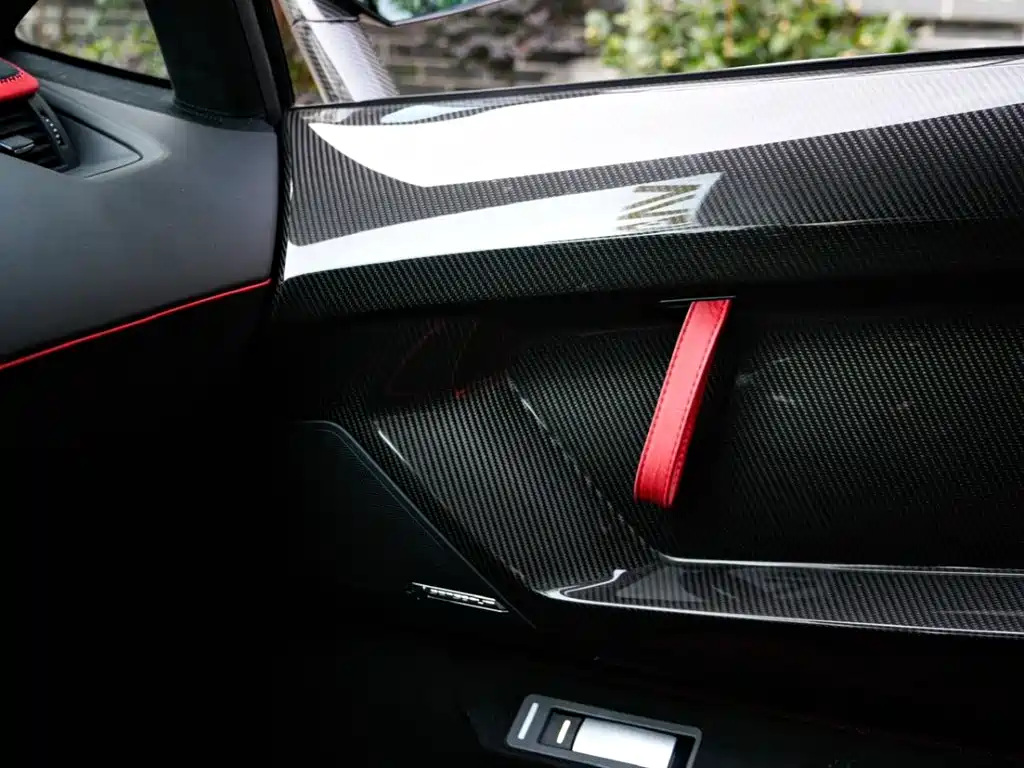 Lamborghini Aventador — миниатюра 8